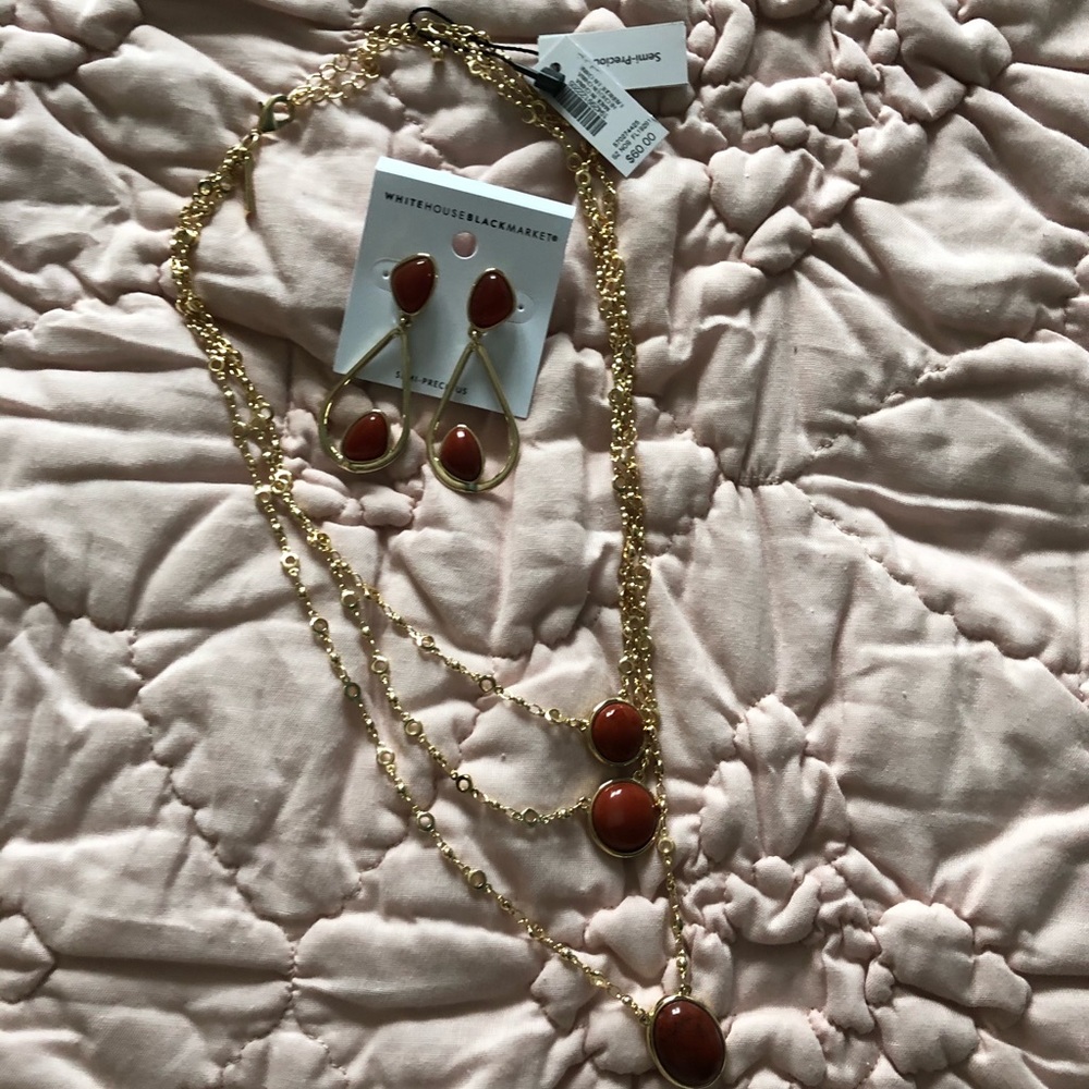 ❤️White House Black Market set❤️